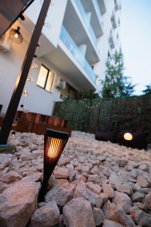 Downtown Hidden Garden With Jacuzzi In Bucharest Leilighet Eksteriør bilde